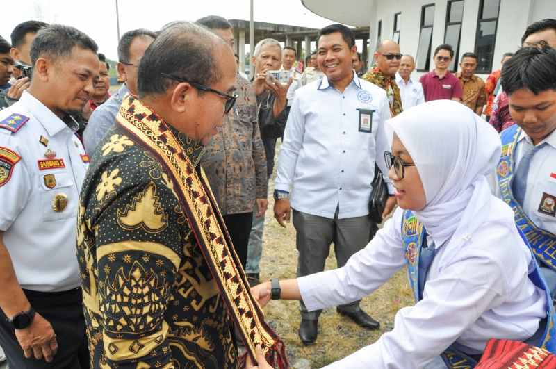 Peresmian Kantor Dishub Provinsi Lampung Menjadi Semangat Baru Pembangunan di Kota Baru Peresmian Kantor Dishub Provinsi Lampung Menjadi Semangat Baru Pembangunan di Kota Baru