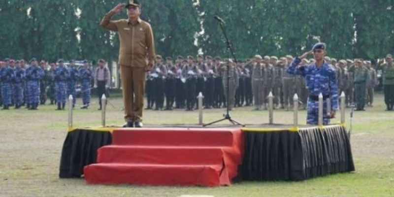 Jadi Inspektur Upacara, Ketua DPRD Mingrum Gumay Sampaikan Amanat Gubernur Jadi Inspektur Upacara, Ketua DPRD Mingrum Gumay Sampaikan Amanat Gubernur