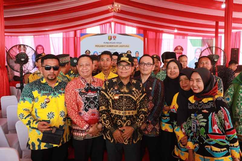 Pj. Gubernur Samsudin Beri Briefing Netralitas ASN di Kabupaten Mesuji Pj. Gubernur Samsudin Beri Briefing Netralitas ASN di Kabupaten Mesuji