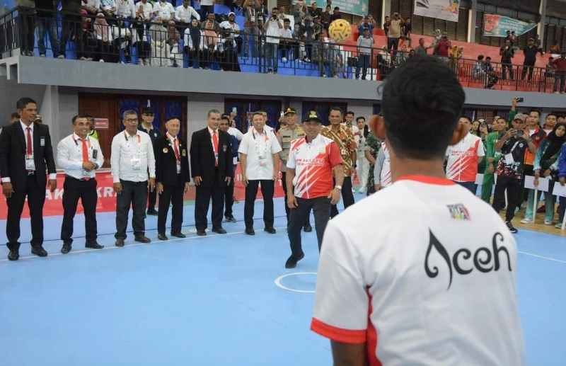Pemkab Aceh Timur Buka Cabang Olahraga Sepak Takraw PON XXI Pemkab Aceh Timur Buka Cabang Olahraga Sepak Takraw PON XXI