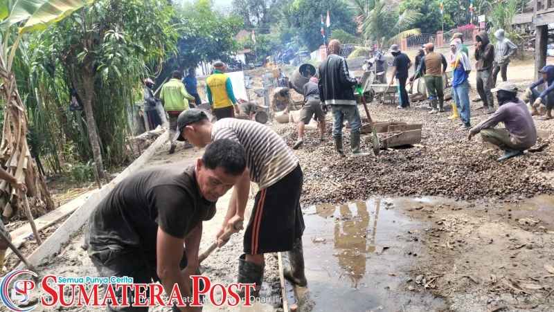 Masyarakat Sambut Antusias Pemdes Tanjung Lubuk Bangun Jalan Cor Beton & TPT Masyarakat Sambut Antusias Pemdes Tanjung Lubuk Bangun Jalan Cor Beton & TPT