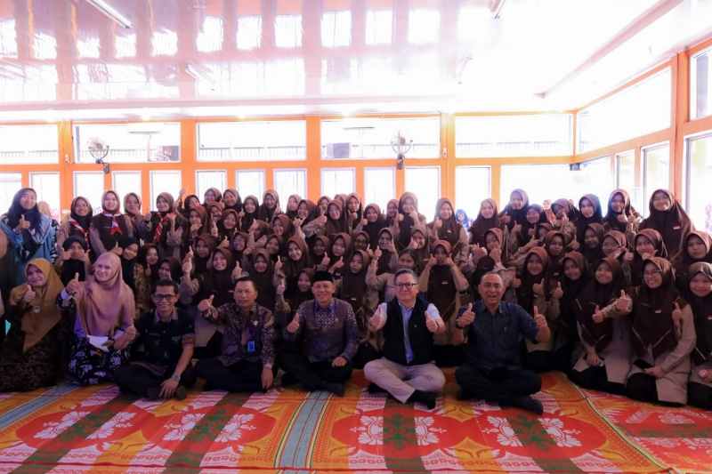 Peduli Pendidikan, Bupati Pasaman Kerjasama PT Putra Sampoerna Foundation Peduli Pendidikan, Bupati Pasaman Kerjasama PT Putra Sampoerna Foundation
