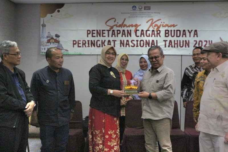 Dua Cagar Budaya Provinsi Lampung Menjadi Peringkat Nasional pada Sidang TACBN Ke-6 Tahun 2024 Dua Cagar Budaya Provinsi Lampung Menjadi Peringkat Nasional pada Sidang TACBN Ke-6 Tahun 2024