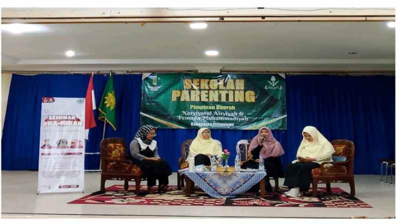 PD Pemuda Muhammadiyah Kolaborasi Dirikan Sekolah Parenting PD Pemuda Muhammadiyah Kolaborasi Dirikan Sekolah Parenting
