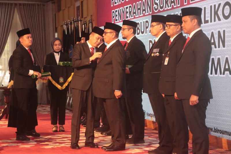 Tongkat Estafeta Pimpinan Sergai Beralih ke Pjs Parlindungan Pane Tongkat Estafeta Pimpinan Sergai Beralih ke Pjs Parlindungan Pane