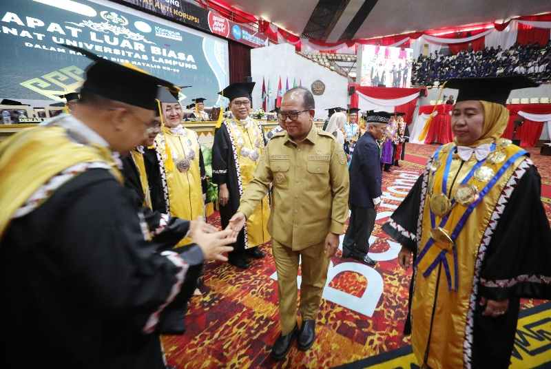 Dies Natalis Unila ke-59, Pj. Gubernur Lampung Dorong Unila Jadi Institusi yang “Be Strong” Dies Natalis Unila ke-59, Pj. Gubernur Lampung Dorong Unila Jadi Institusi yang “Be Strong”
