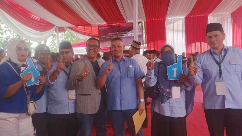 Mundur Dari Tim WARU, Puluhan Tokoh Berbondong-bondong Nyatakan Dukungan ke Mubaraq Mundur Dari Tim WARU, Puluhan Tokoh Berbondong-bondong Nyatakan Dukungan ke Mubaraq