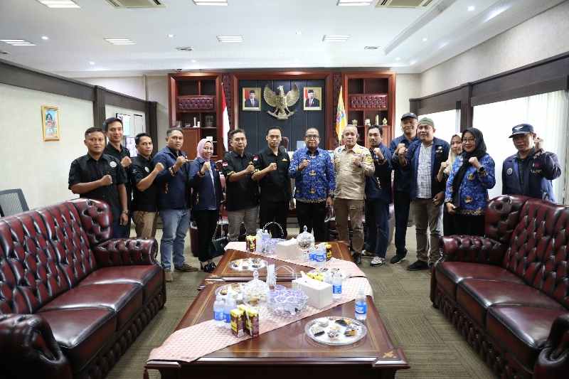 Pj. Gubernur Samsudin Terima Kunjungan Pengurus IWO Lampung Pj. Gubernur Samsudin Terima Kunjungan Pengurus IWO Lampung