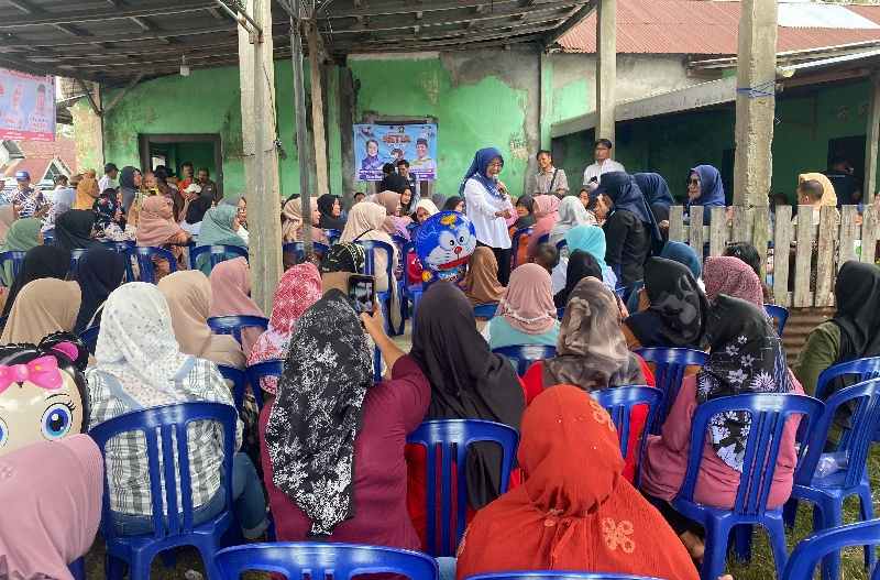 Hari Ini Ratusan Kaum Hawa Hadiri Kampanye Setia Hari Ini Ratusan Kaum Hawa Hadiri Kampanye Setia