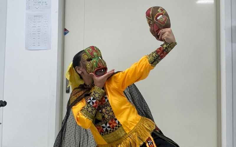 Duta Seni Tim Kesenian SMAN 1 Terusan Nunyai Lampung Tengah Gelar 6 Tarian di AIMDF 2024 Duta Seni Tim Kesenian SMAN 1 Terusan Nunyai Lampung Tengah Gelar 6 Tarian di AIMDF 2024