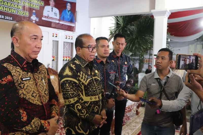 Pj. Gubernur Lampung Tekankan Netralitas ASN dan Pilkada Damai di Kabupaten Tanggamus Pj. Gubernur Lampung Tekankan Netralitas ASN dan Pilkada Damai di Kabupaten Tanggamus