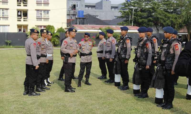 Antisipasi Bencana Alam Brimob Lampung Laksakan Apel Kesiap Siagaan SAR Antisipasi Bencana Alam Brimob Lampung Laksakan Apel Kesiap Siagaan SAR
