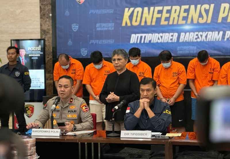 Polri Bongkar Sindikat Judi Online yang Dikendalikan WNA, Perputaran Uang Capai Rp685 M Polri Bongkar Sindikat Judi Online yang Dikendalikan WNA, Perputaran Uang Capai Rp685 M