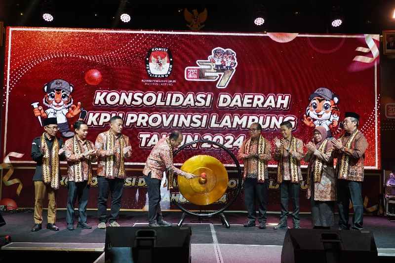 Hadiri Konsolidasi Daerah KPU Provinsi Lampung, Pj. Gubernur Tekankan Integritas dan Netralitas Hadiri Konsolidasi Daerah KPU Provinsi Lampung, Pj. Gubernur Tekankan Integritas dan Netralitas