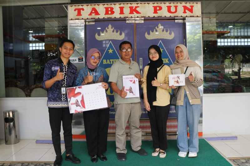 Katalog Butik Gabovira Jadi Senjata Rahasia Marketing Berkat Pelatihan dari Dosen IIB Darmajaya! Katalog Butik Gabovira Jadi Senjata Rahasia Marketing Berkat Pelatihan dari Dosen IIB Darmajaya!