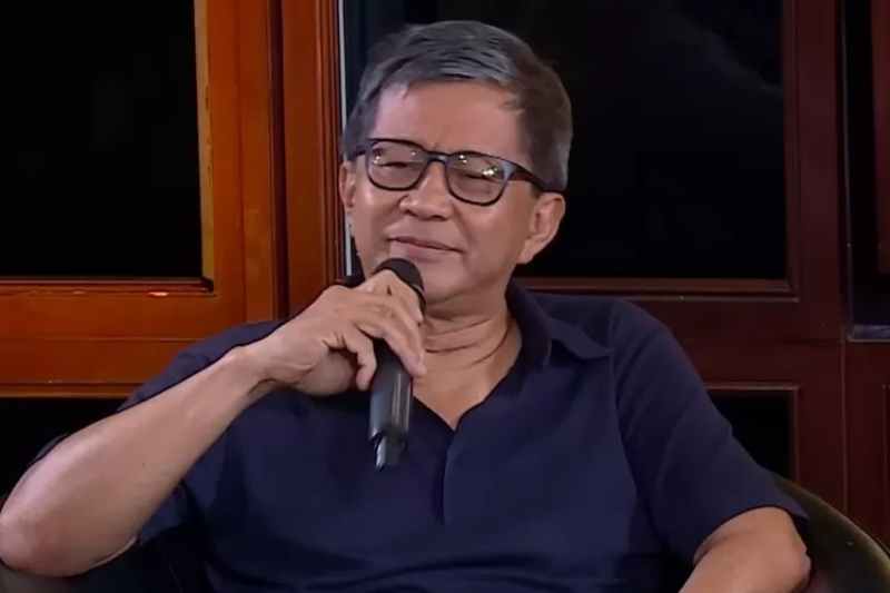 IIB Darmajaya Hadirkan Rocky Gerung IIB Darmajaya Hadirkan Rocky Gerung