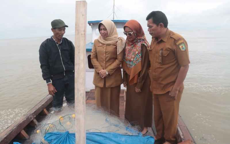 Sergai Berikan Bantuan Perahu Nelayan, Dorong Kelestarian Laut Sergai Berikan Bantuan Perahu Nelayan, Dorong Kelestarian Laut