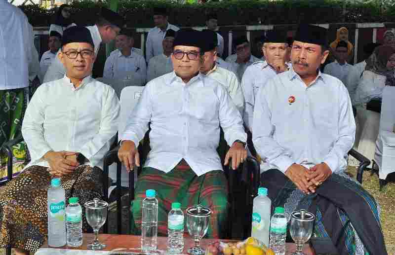 Pj. Gubernur Lampung Pimpin Upacara Hari Santri 2024, Tegaskan Peran Santri dalam Meraih Masa Depan Bangsa Pj. Gubernur Lampung Pimpin Upacara Hari Santri 2024, Tegaskan Peran Santri dalam Meraih Masa Depan Bangsa