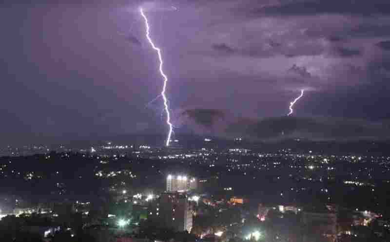 Himbauan Polisi Terhadap Perubahan Cuaca Ekstrim di Lampung Himbauan Polisi Terhadap Perubahan Cuaca Ekstrim di Lampung