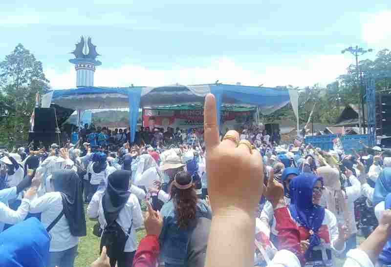 Dukungan Semakin Membludak, 2.651 Mak-mak Lebong ingin menangkan Paslon 01, Kopli – Roiyana Dukungan Semakin Membludak, 2.651 Mak-mak Lebong ingin menangkan Paslon 01, Kopli – Roiyana