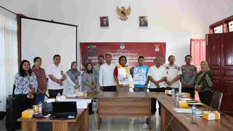 Polres Simalungun Hadiri Rapat Koordinasi Validasi Alat Peraga Kampanye Pilkada Simalungun Polres Simalungun Hadiri Rapat Koordinasi Validasi Alat Peraga Kampanye Pilkada Simalungun