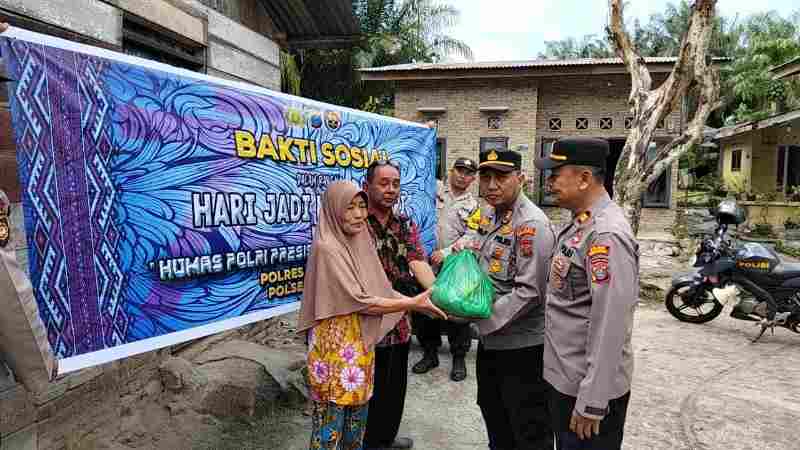 Polres Sergai Berbagi Kebaikan di Hari Jadi Humas Polri ke-73 Polres Sergai Berbagi Kebaikan di Hari Jadi Humas Polri ke-73