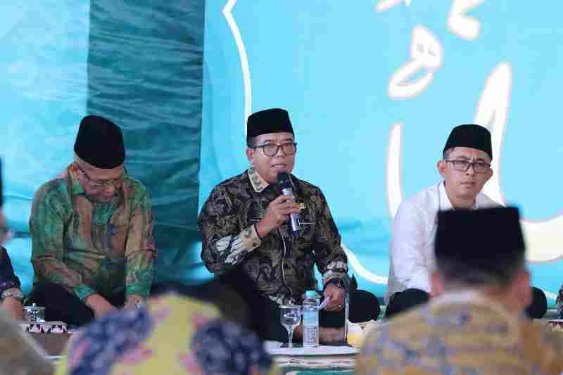 Pj. Gubernur Lampung Bentuk Tim Pembangunan Masjid Al-Hijrah Kota Baru Pj. Gubernur Lampung Bentuk Tim Pembangunan Masjid Al-Hijrah Kota Baru