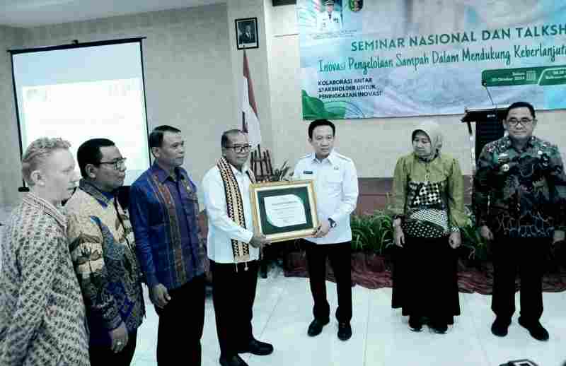 Pj.Gubernur Samsudin; Pringsewu Jadi Daerah Dengan Inovasi Pengelolaan Sampah Terbaik Pj.Gubernur Samsudin; Pringsewu Jadi Daerah Dengan Inovasi Pengelolaan Sampah Terbaik