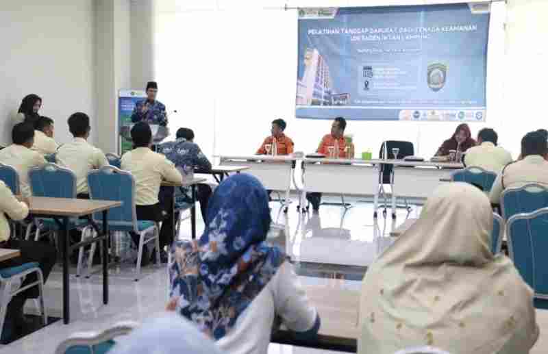 UIN Raden Intan Lampung Beri Pelatihan Tanggap Darurat untuk Tenaga Keamanan UIN Raden Intan Lampung Beri Pelatihan Tanggap Darurat untuk Tenaga Keamanan