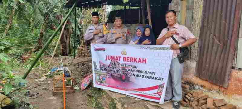 Polsek Perdagangan Gelar Jumat Barokah, Bantu Warga Terdampak Musibah Polsek Perdagangan Gelar Jumat Barokah, Bantu Warga Terdampak Musibah