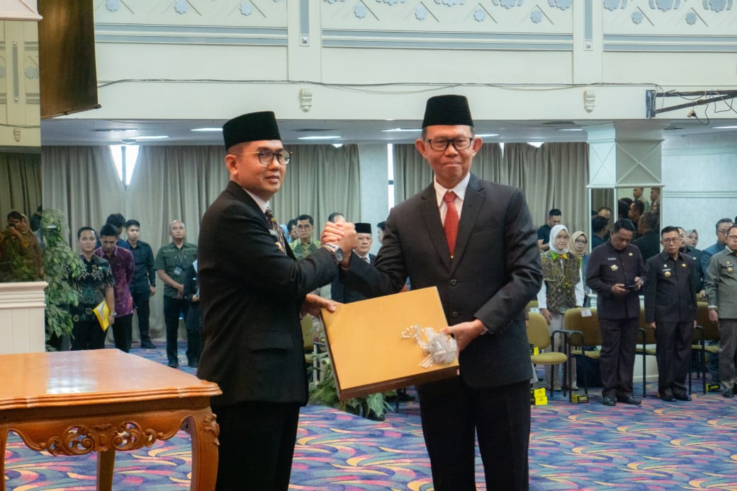 PJ Bupati Tulang Bawang Hadiri Pelantikan PJ Sekretaris Daerah Provinsi Lampung PJ Bupati Tulang Bawang Hadiri Pelantikan PJ Sekretaris Daerah Provinsi Lampung