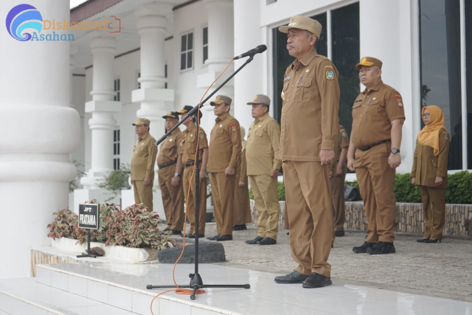 Pjs Bupati Asahan Pimpin Apel Gabungan Bulan November 2024 Pjs Bupati Asahan Pimpin Apel Gabungan Bulan November 2024