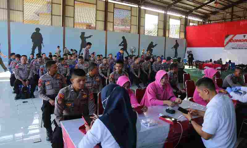 Bersatu dalam Kepedulian: Brimob Lampung Adakan Donor Darah Memperingati HUT ke-79 Korps Brimob Polri Bersatu dalam Kepedulian: Brimob Lampung Adakan Donor Darah Memperingati HUT ke-79 Korps Brimob Polri