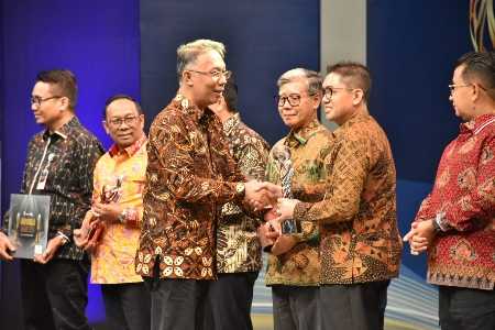 Menyelenggarakan Simpul Jaringan dengan Baik, Pemprov Lampung Raih Penghargaan Bhumandala Award 2024 Menyelenggarakan Simpul Jaringan dengan Baik, Pemprov Lampung Raih Penghargaan Bhumandala Award 2024