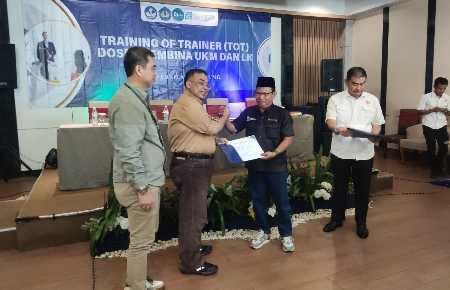 Warek Nonakademik IIB Darmajaya Narasumber Training of Trainer Pembina UKM dan Lembaga Kemahasiswaan Warek Nonakademik IIB Darmajaya Narasumber Training of Trainer Pembina UKM dan Lembaga Kemahasiswaan