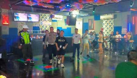 28 Orang Terjaring Razia Narkoba di Tempat Hiburan Malam Bandar Lampung 28 Orang Terjaring Razia Narkoba di Tempat Hiburan Malam Bandar Lampung