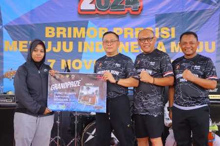 Brimob Run 2024 Sukses, Peserta Bawa Pulang Hadiah Rumah dan Paket Umroh Brimob Run 2024 Sukses, Peserta Bawa Pulang Hadiah Rumah dan Paket Umroh