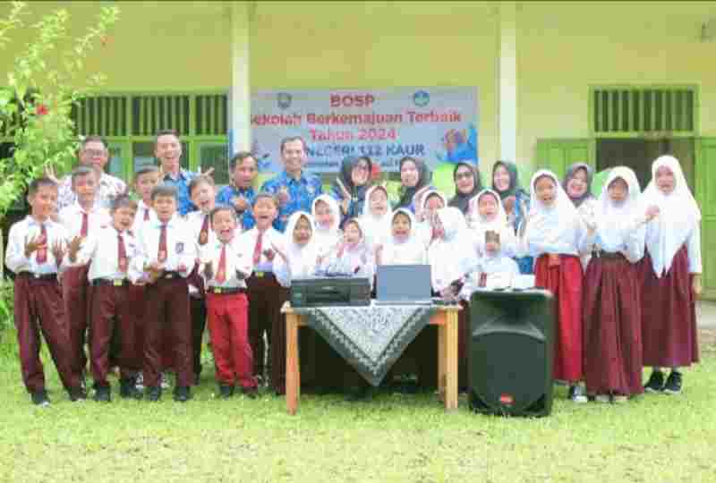 SDN 112 Kaur Semakin Membuktikan Kinerjanya Dengan BOSKiN Tahun 2024. SDN 112 Kaur Semakin Membuktikan Kinerjanya Dengan BOSKiN Tahun 2024.