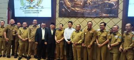 Pj. Gubernur Samsudin Tegaskan, Lampung Siap Laksanakan Pilkada Serentak 2024 Pj. Gubernur Samsudin Tegaskan, Lampung Siap Laksanakan Pilkada Serentak 2024