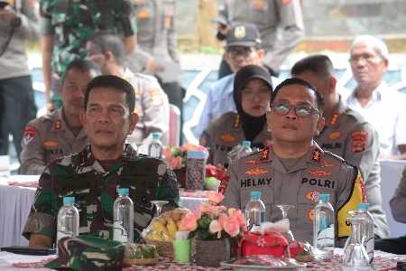 Danrem 043/Gatam Hadiri Launching Gugus Tugas Polri Mendukung Ketahanan Pangan Nasional Danrem 043/Gatam Hadiri Launching Gugus Tugas Polri Mendukung Ketahanan Pangan Nasional