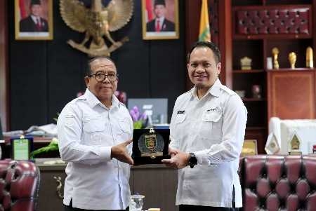 Pj Gubernur Samsudin Apresiasi Upaya BKKBN dalam Penurunan Angka Stunting di Lampung Pj Gubernur Samsudin Apresiasi Upaya BKKBN dalam Penurunan Angka Stunting di Lampung