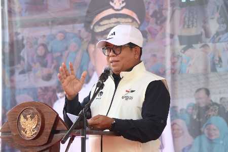 Pj. Gubernur Samsudin Ajak Wujudkan Budaya Sehat pada Puncak Hari Kesehatan Nasional ke-60 Pj. Gubernur Samsudin Ajak Wujudkan Budaya Sehat pada Puncak Hari Kesehatan Nasional ke-60