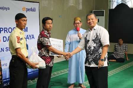 Lazis IIB Darmajaya Salurkan 200 Paket Sembako dalam Program Tali Kasih Akhir Tahun Lazis IIB Darmajaya Salurkan 200 Paket Sembako dalam Program Tali Kasih Akhir Tahun