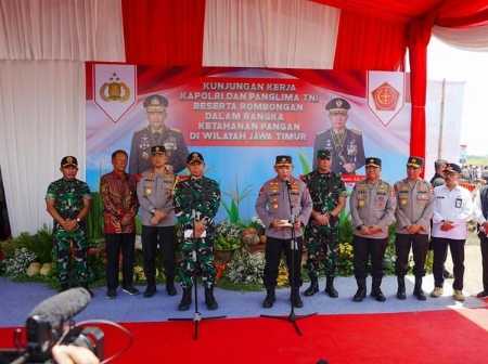Kapolri Canangkan 4 Program Gugus Tugas Ketahanan Polri Kapolri Canangkan 4 Program Gugus Tugas Ketahanan Polri