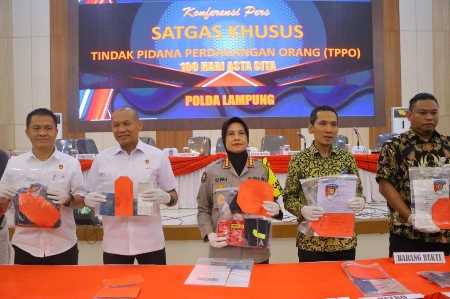 Program Asta Cita: Polda Lampung Amankan 15 Pelaku Perdagangan Orang Program Asta Cita: Polda Lampung Amankan 15 Pelaku Perdagangan Orang