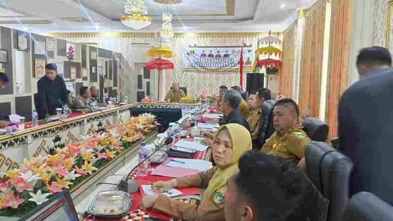 Pj.Bupati Tanggamus Pimpin Rapat Forkopimda Persiapan Pilkada Serentak 2024 Pj.Bupati Tanggamus Pimpin Rapat Forkopimda Persiapan Pilkada Serentak 2024