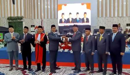 Ketua DPRD Definitif, Togar Situmorang Siap Jalankan Tugas Ketua DPRD Definitif, Togar Situmorang Siap Jalankan Tugas