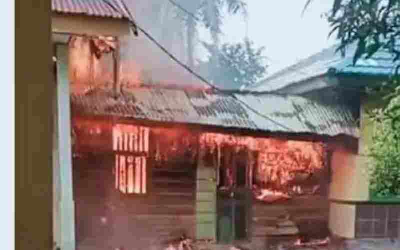 SDN 107 Siring Agung Kelam Tengah Kaur Nyaris Habis Dilalap Si Jago Merah SDN 107 Siring Agung Kelam Tengah Kaur Nyaris Habis Dilalap Si Jago Merah