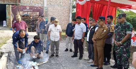 KPU Sergai Musnahkan Sisa Surat Suara Pemilu 2024 KPU Sergai Musnahkan Sisa Surat Suara Pemilu 2024