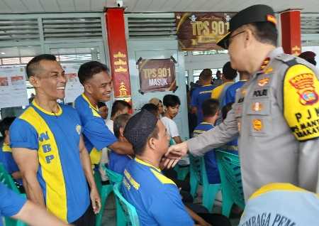 Tinjau TPS Khusus Lapas Rajabasa, Ini Pesan Kapolda Lampung Tinjau TPS Khusus Lapas Rajabasa, Ini Pesan Kapolda Lampung